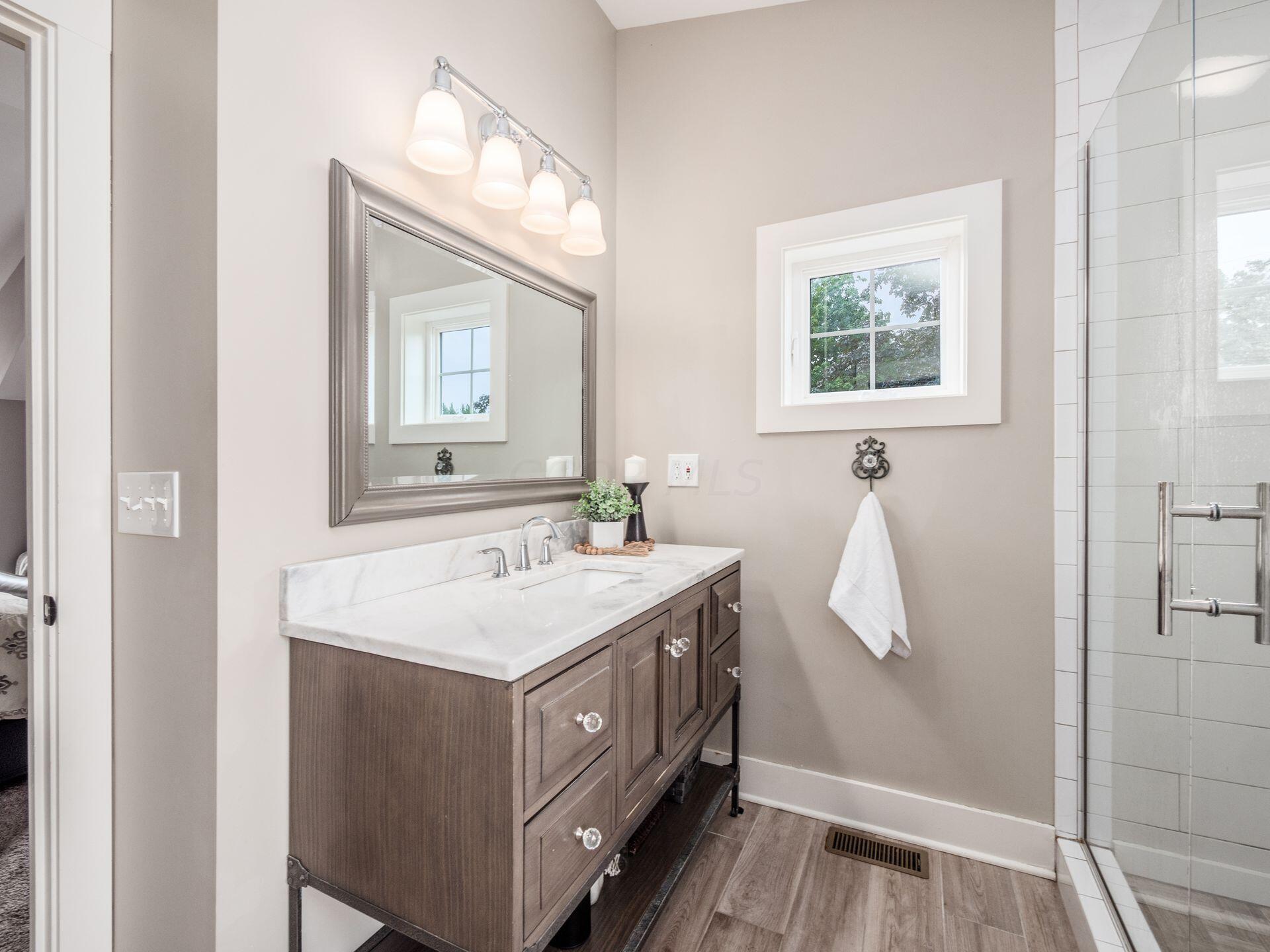 2018 Tewksbury Road Columbus, OH 43221 - Photo 18 of 34 037_ Rd Columbus OH 43221 USA