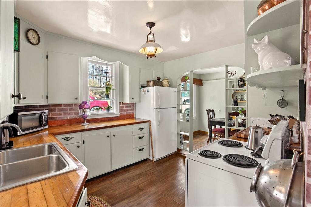 891 Main Street Addison, PA 15411 - Photo 13 of 41