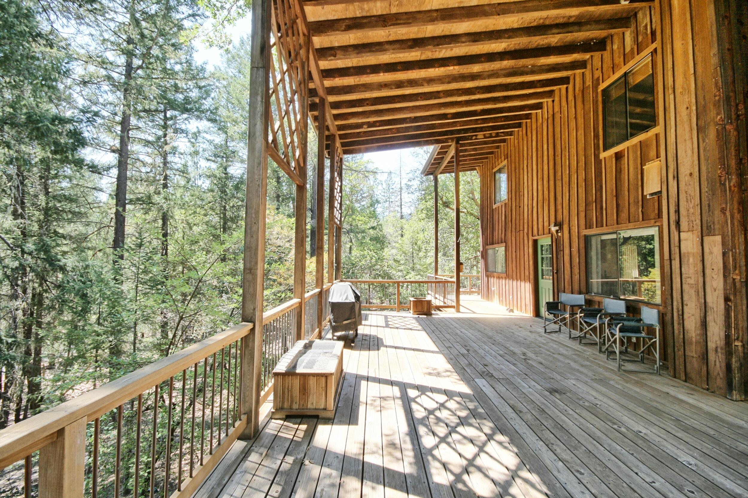 939 Beaver Creek Road Jacksonville, OR 97530 - Photo 6 of 53 Forest Cathedral feel