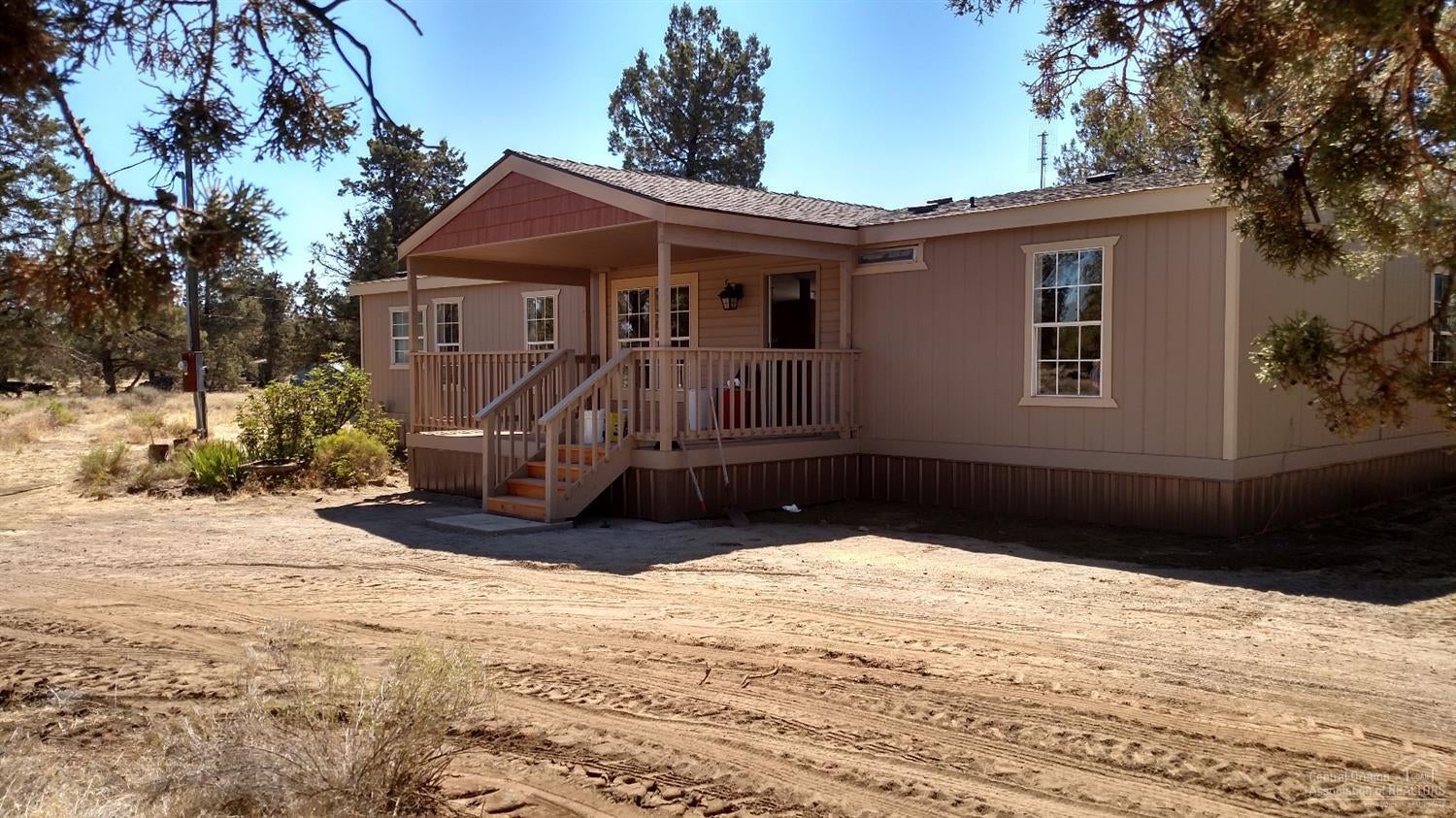 6793 Southwest Ferret Road Terrebonne, OR 97760 - Photo 2 of 18 Gallery Image 2