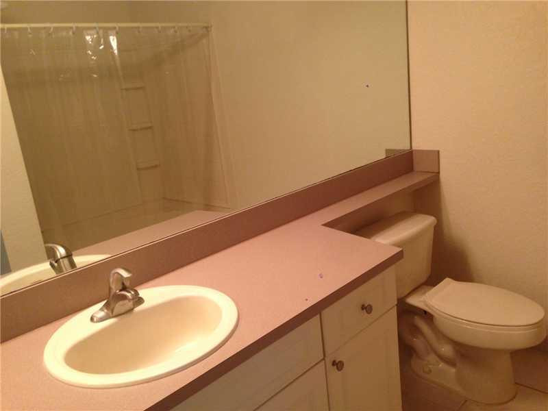 6726 West Sample Road, Unit 6726 Coral Springs, FL 33067 - Photo 6 of 6 Bathroom