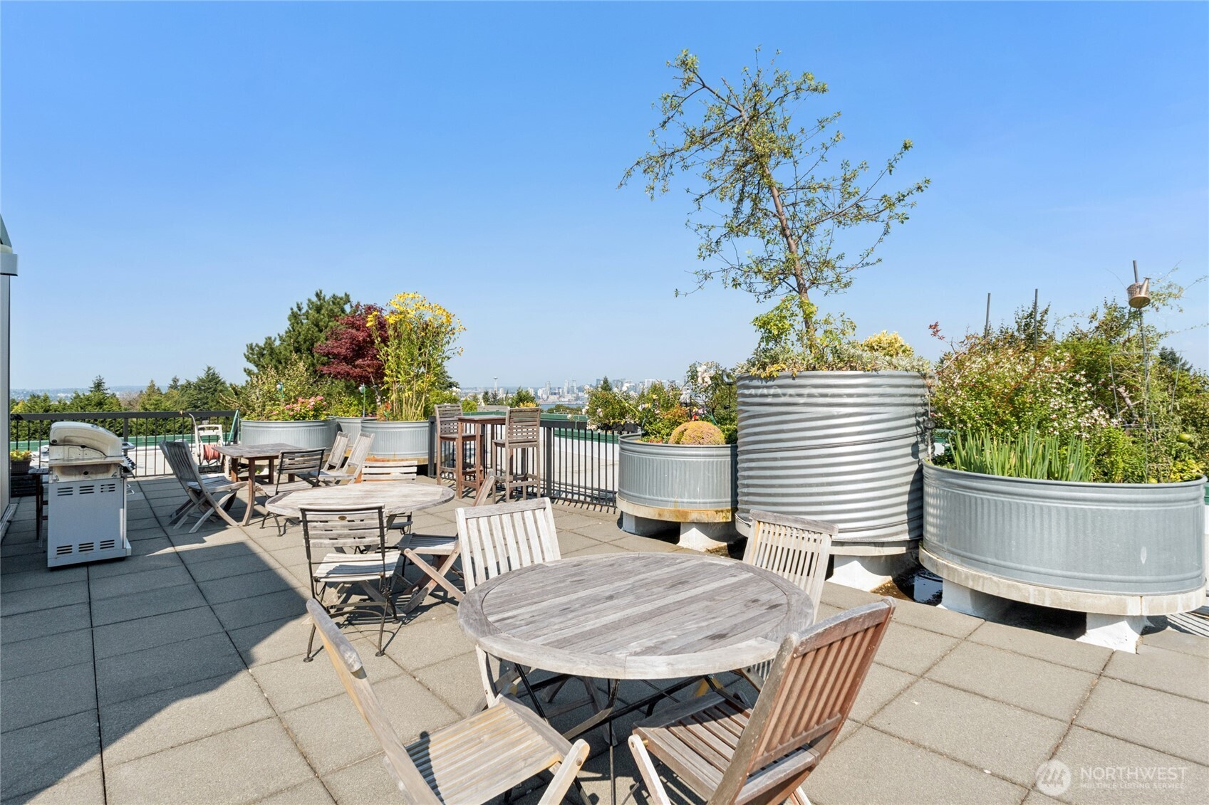 2331 42nd Avenue Southwest, Unit 414 Seattle, WA 98116 - Photo 19 of 23