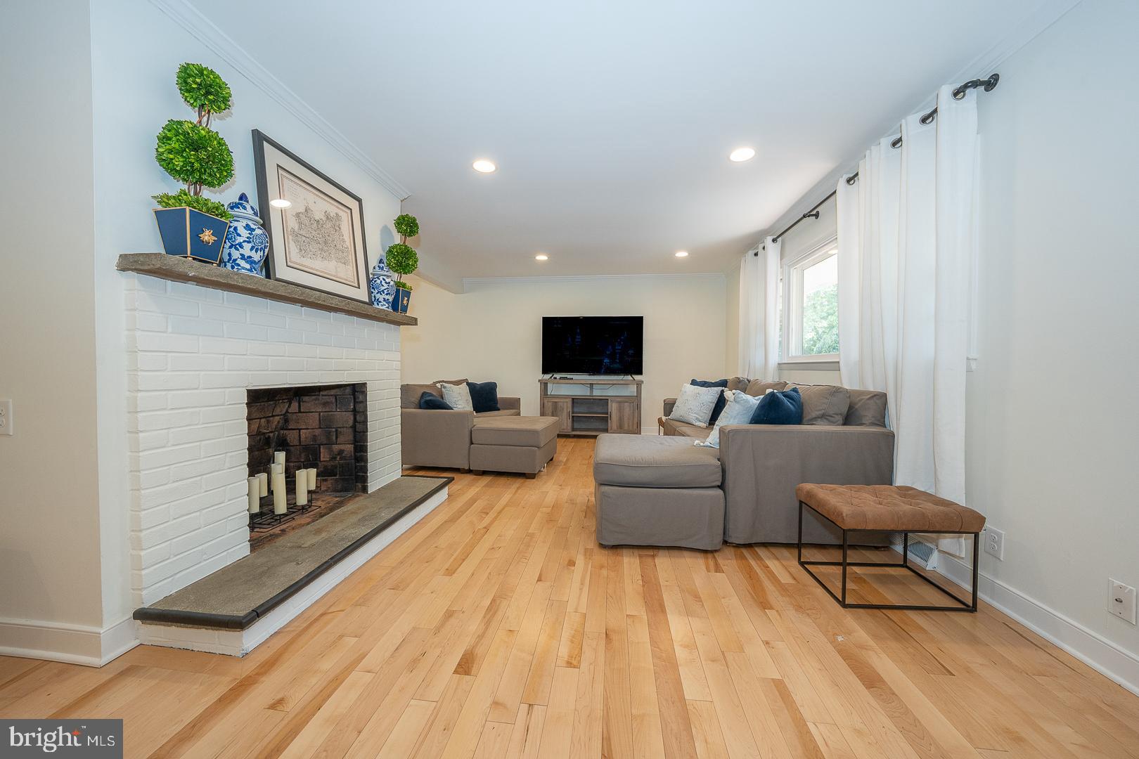 950 Conestoga Road Bryn Mawr, PA 19010 - Photo 4 of 47 Gallery Image 4