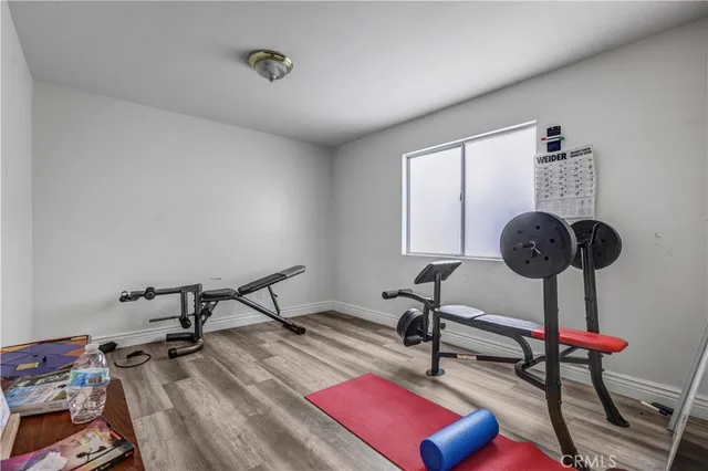 $2,600 | 7035 Woodley Avenue, Unit 113, Van Nuys, CA 91406