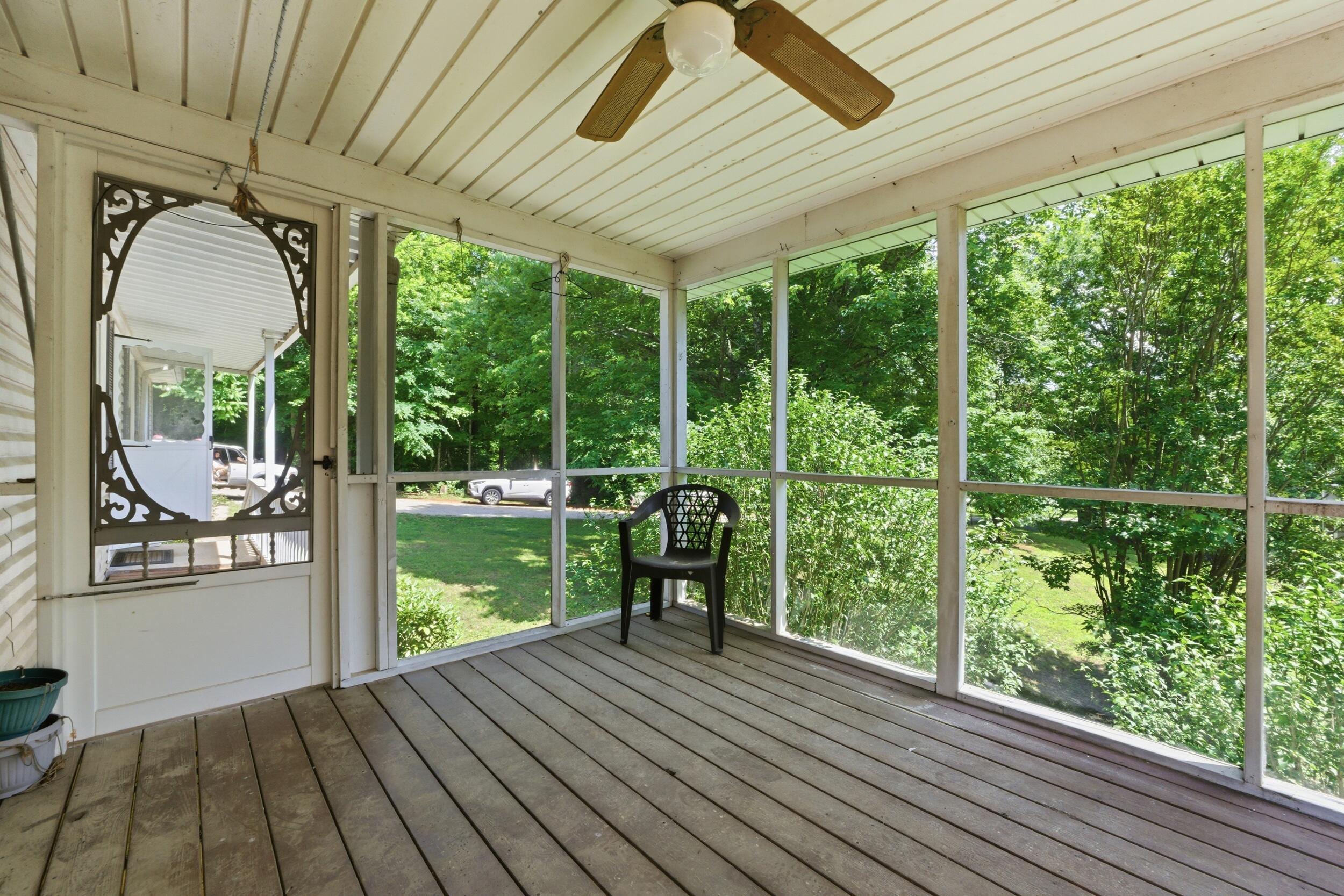 1000 Hill Crest Road Hixson, TN 37343 - Photo 14 of 31 Private Screened in Porch