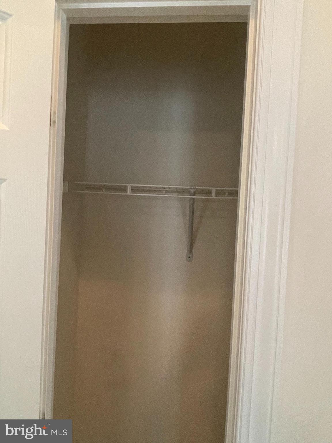 340 Hamlet Circle Edgewater, MD 21037 - Photo 3 of 29