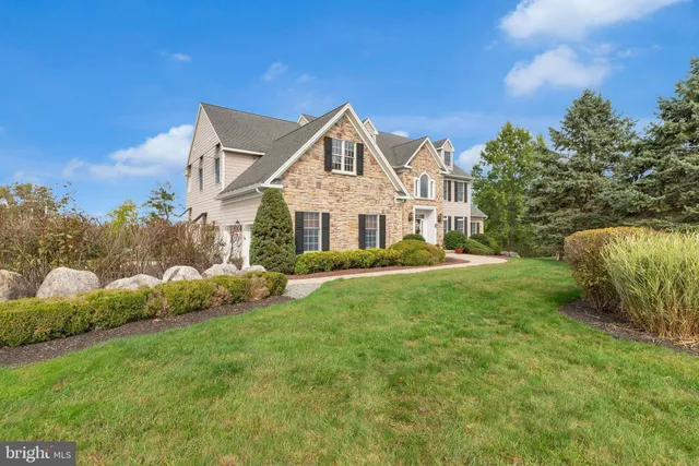 $1,299,900 | 2 Dairy Farm Lane, Lambertville, NJ 08530