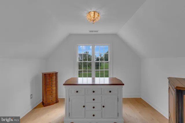 $1,299,900 | 2 Dairy Farm Lane, Lambertville, NJ 08530