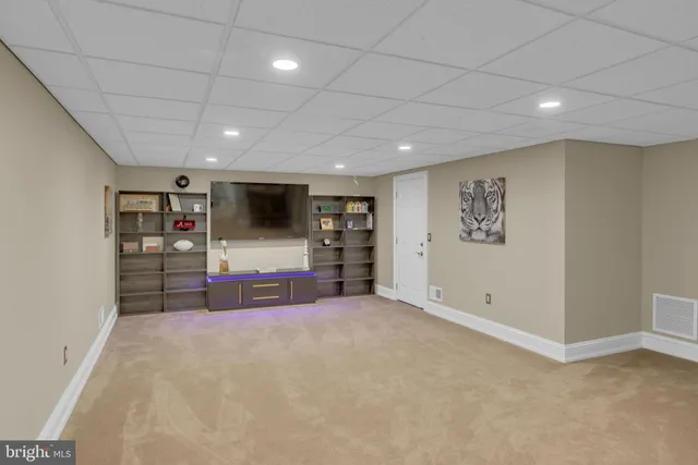 $1,299,900 | 2 Dairy Farm Lane, Lambertville, NJ 08530