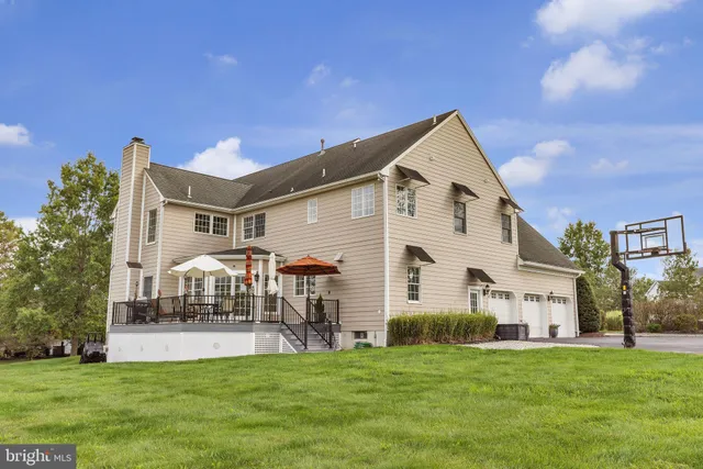 $1,299,900 | 2 Dairy Farm Lane, Lambertville, NJ 08530