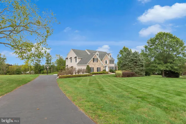 $1,299,900 | 2 Dairy Farm Lane, Lambertville, NJ 08530