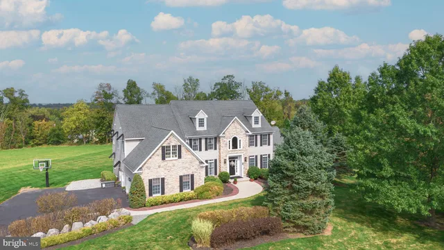 $1,299,900 | 2 Dairy Farm Lane, Lambertville, NJ 08530