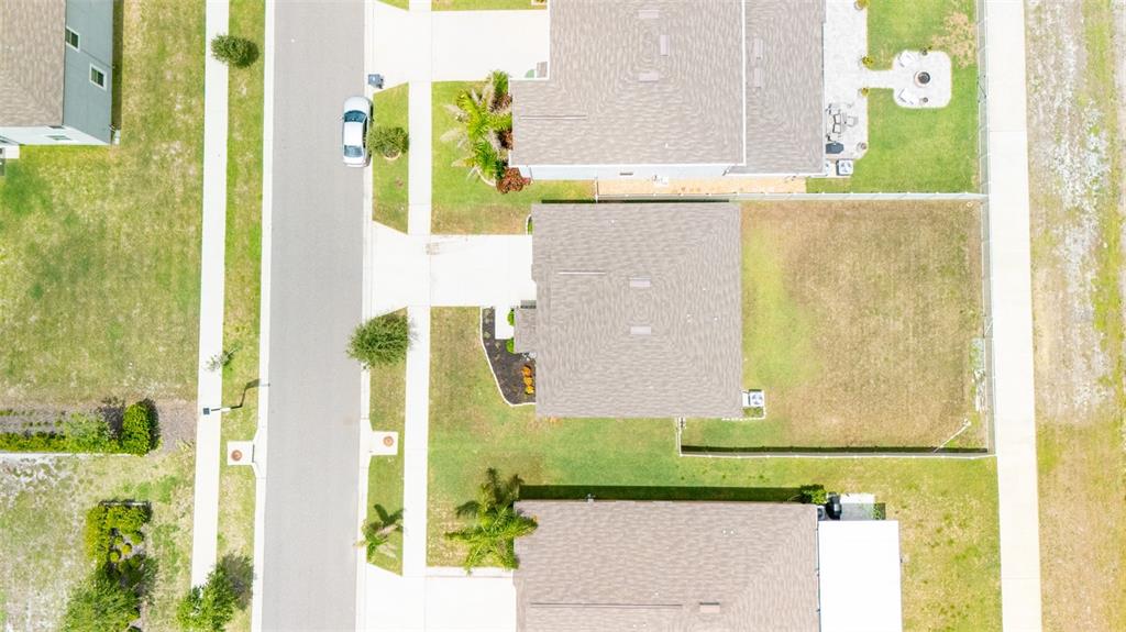 9831 Lemon Drop Loop Ruskin, FL 33573 - Photo 10 of 44