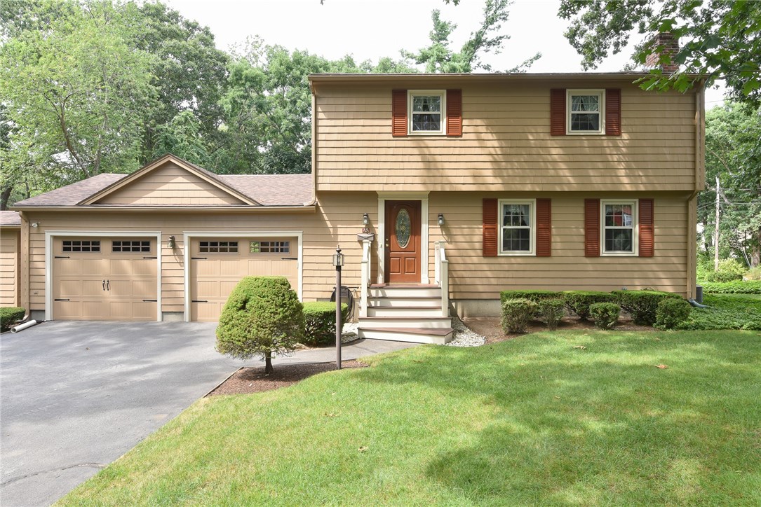 15 Peacock Road Warwick, RI 02886 - Photo 2 of 40