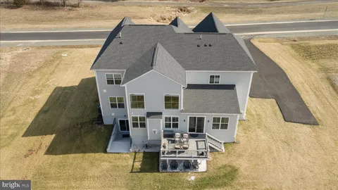 $1,849,990 | 40452 Windyhill Farms Drive, Aldie, VA 20105