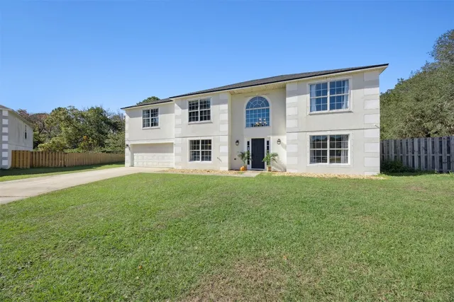 a view of bathroom with a potted plant