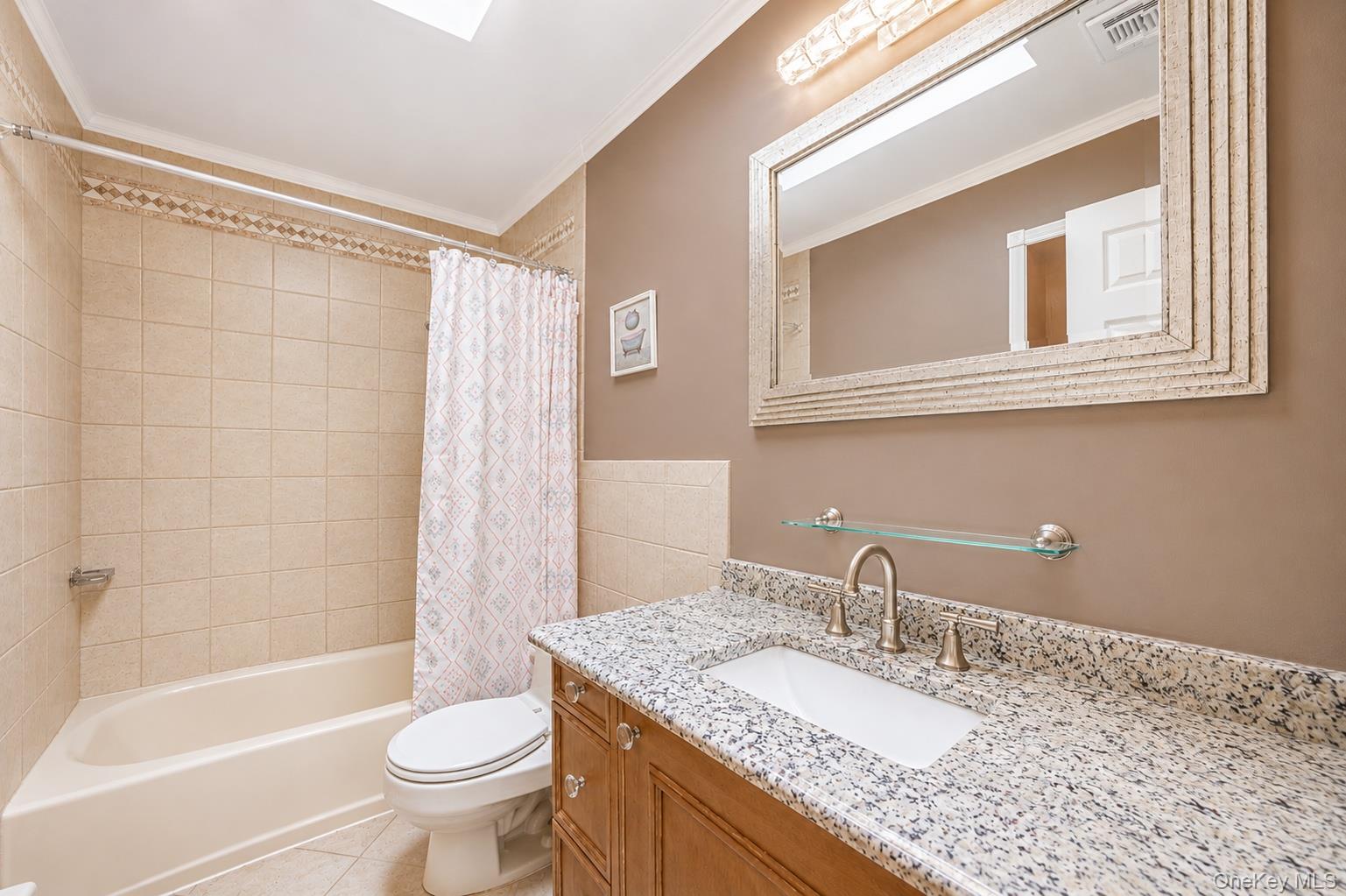 12 Alice Lane Commack, NY 11725 - Photo 30 of 38 Gallery Image 30