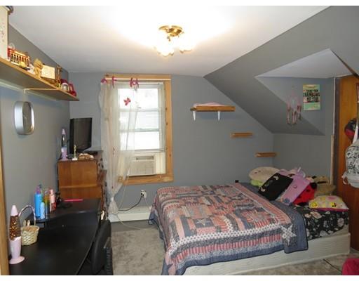 439 High Street Clinton, MA 01510 - Photo 11 of 15 Gallery Image 11