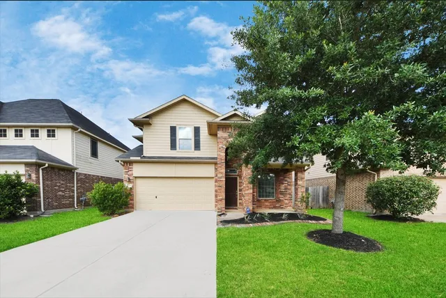 $2,300 | 7714 Guldan Drive, Richmond, TX 77407