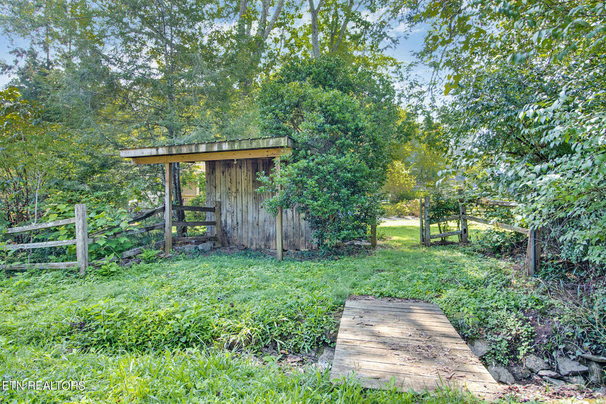 105 Culver Road Oak Ridge, TN 37830 - Photo 31 of 34 img_8615-img_8619