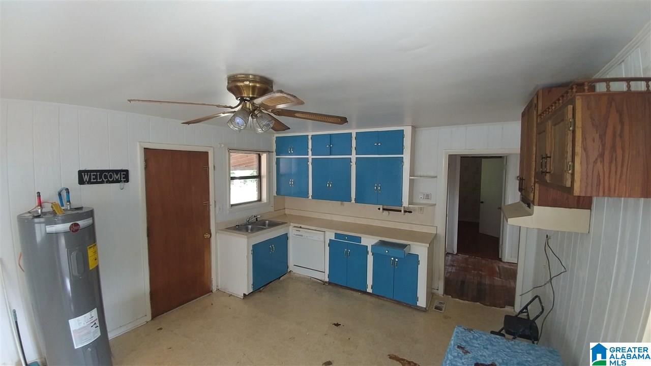 1101 Rhodes Street Anniston, AL 36206 - Photo 4 of 43
