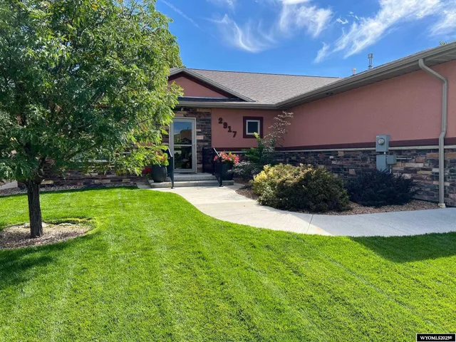 $539,900 | 2917 Palmer Drive, Casper, WY 82601