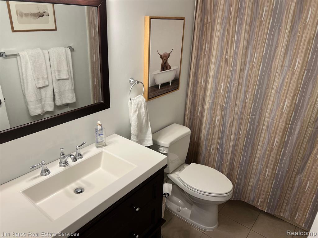906 Neff Road Grosse Pointe, MI 48230 - Photo 12 of 13