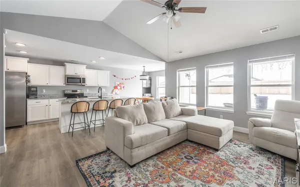 $282,000 | 179 Zeigenbein Road, St. Robert, MO 65584