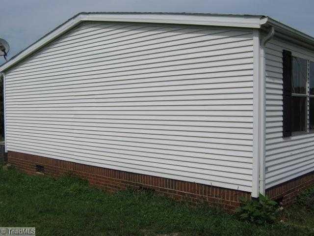 299 Rab Road Purlear, NC 28665 - Photo 5 of 5 Exterior Front.