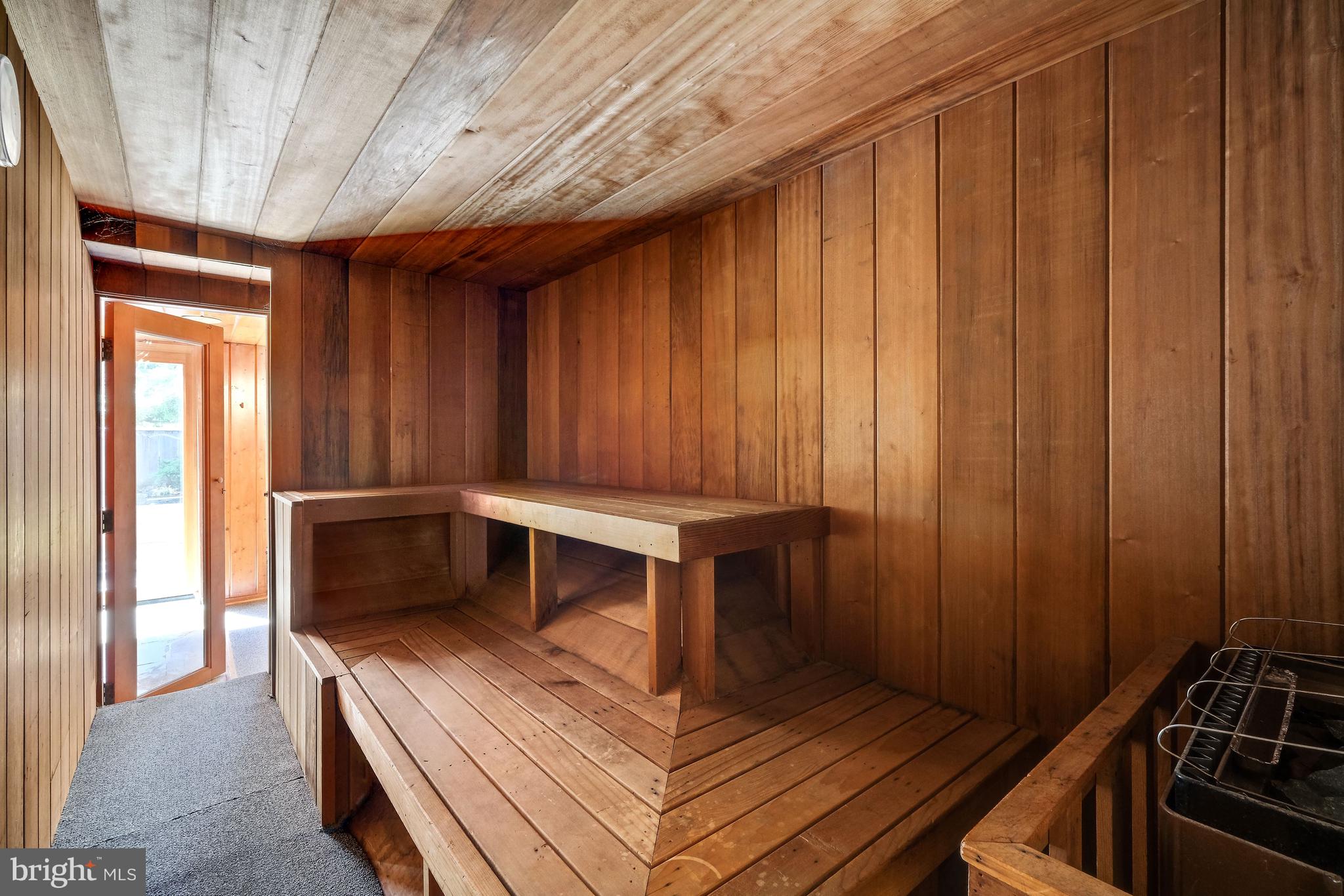 3530 Van Ness Street Northwest Washington, DC 20008 - Photo 36 of 59 Sauna