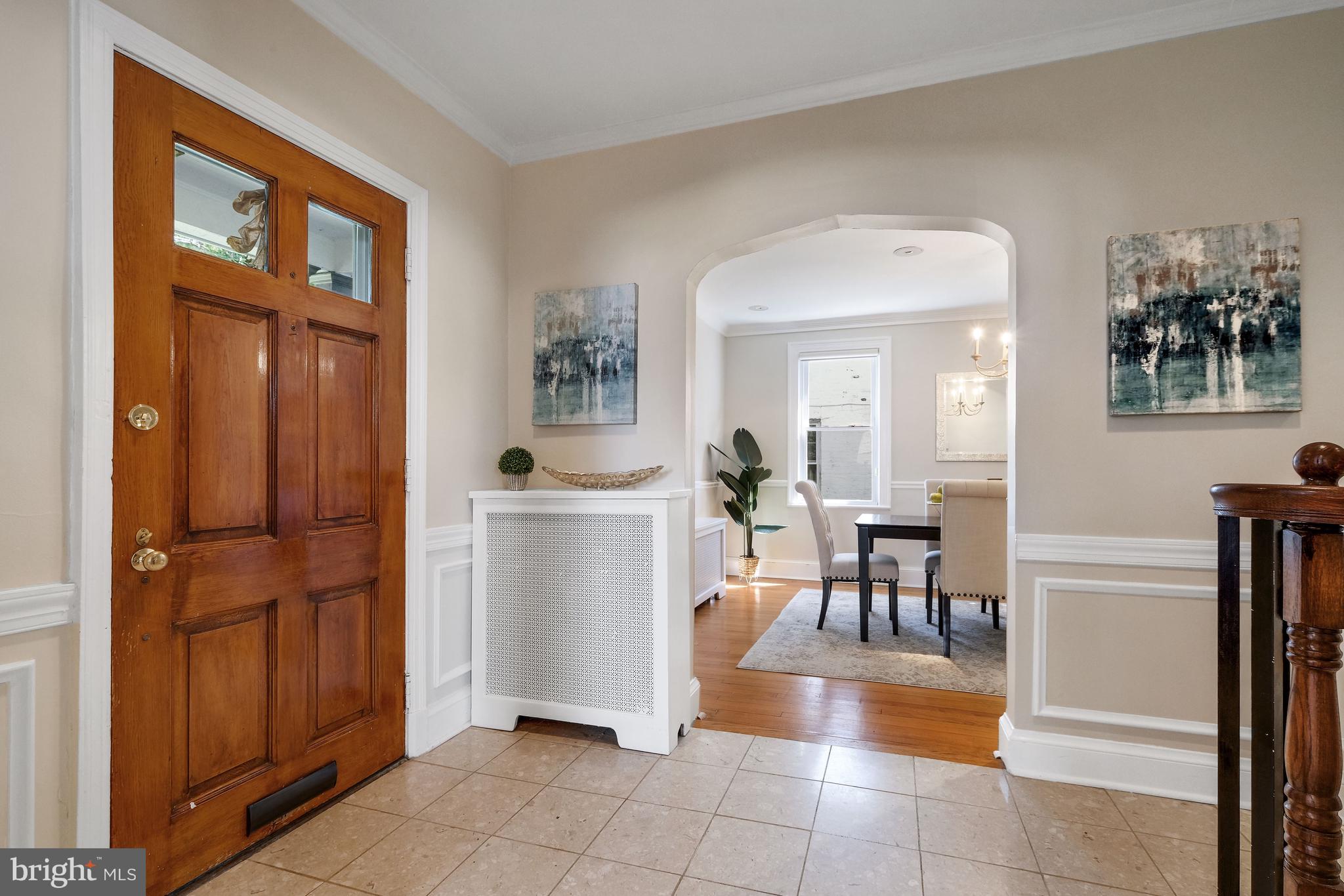 3530 Van Ness Street Northwest Washington, DC 20008 - Photo 9 of 59 Foyer