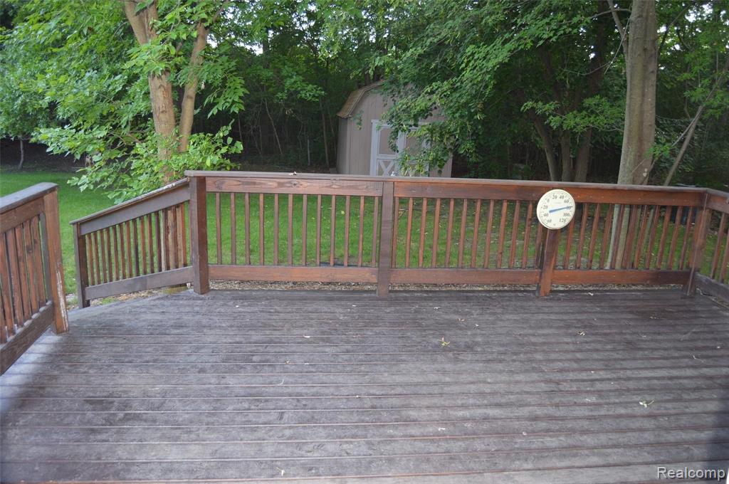 185 Nawakwa Road Rochester Hills, MI 48307 - Photo 19 of 23