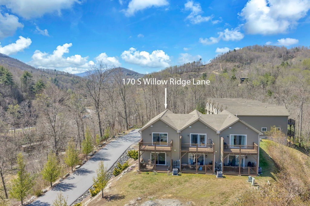 170 South Willow Ridge Lane, Unit 170 Vilas, NC 28692 - Photo 3 of 32