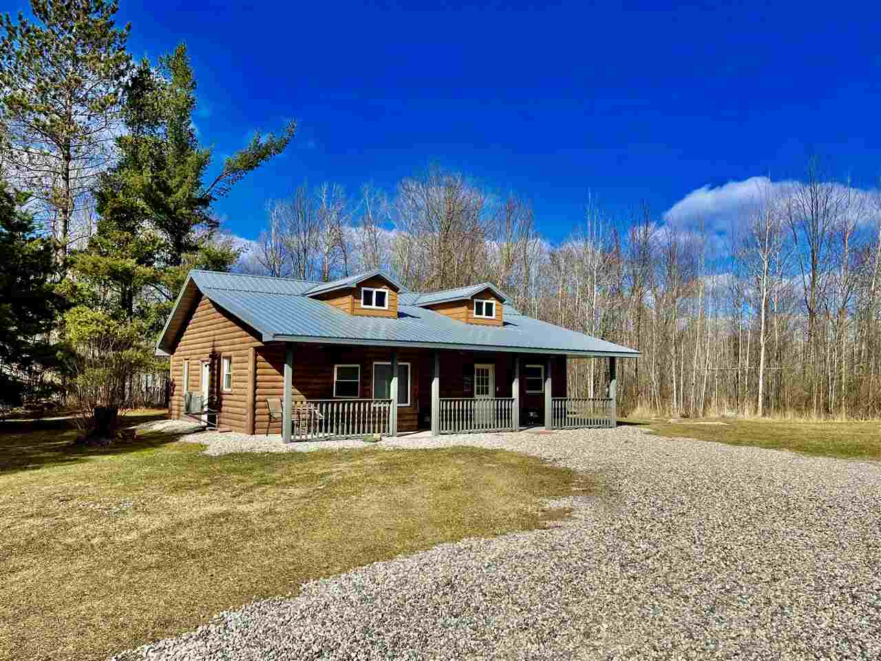 1762 3 Rivers Road Gladwin, MI 48624 - Photo 4 of 61