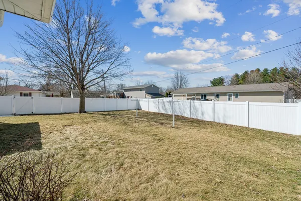 $299,000 | 1533 2nd Avenue, Camanche, IA 52730