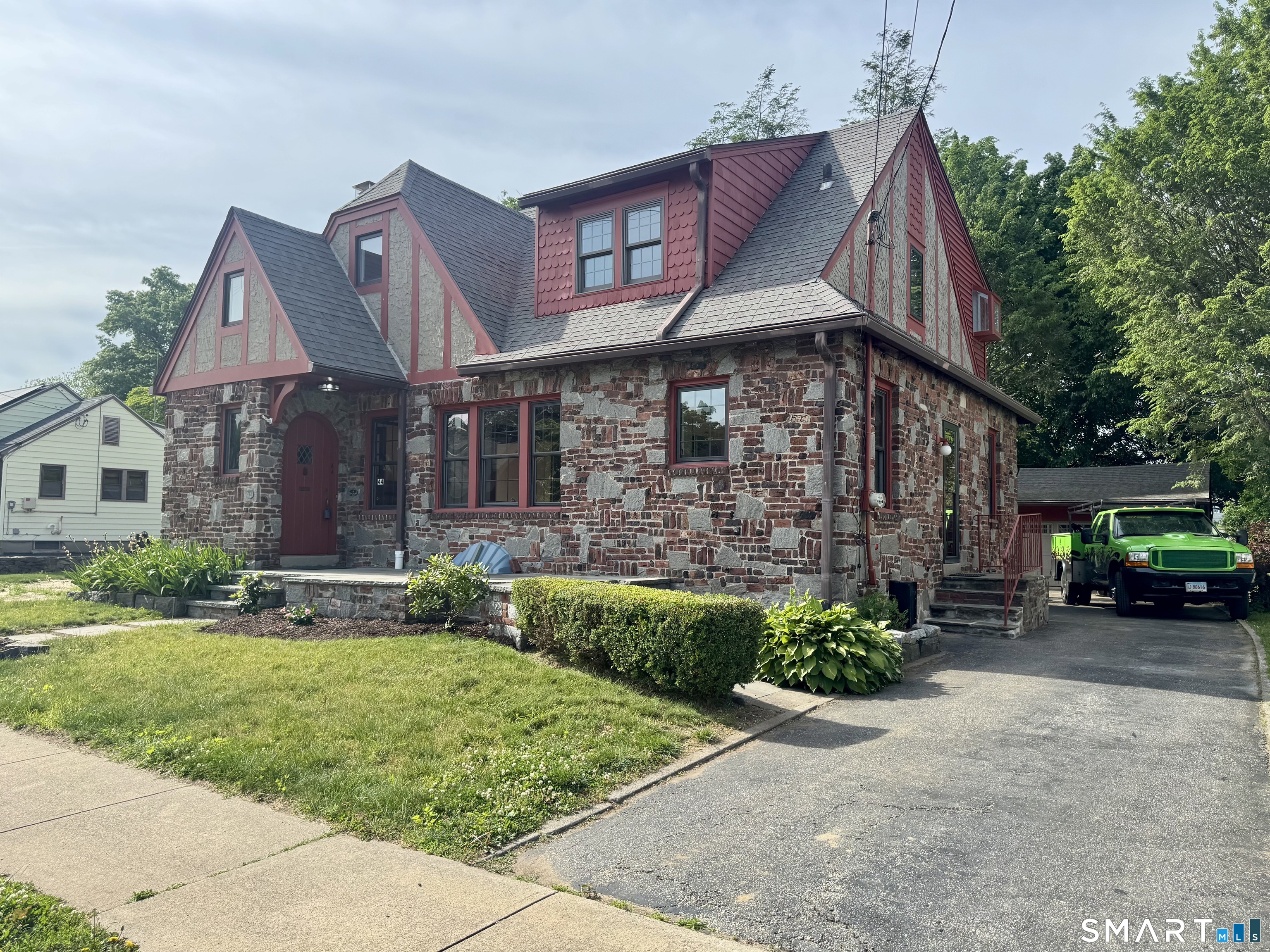 44 Ulrich Road Stratford, CT 06614 - Photo 2 of 4