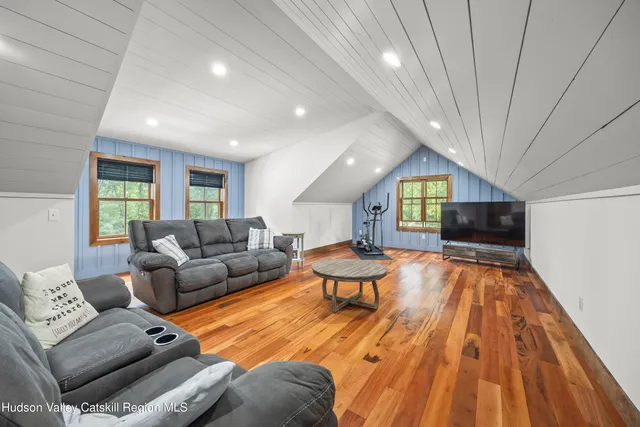 $2,700,000 | 5988 Highway 9H, Claverack, NY 12534