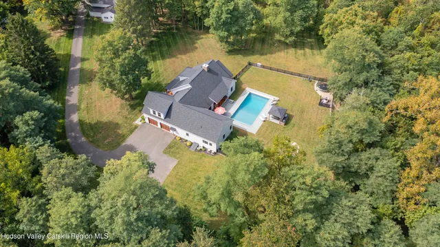 $2,700,000 | 5988 Highway 9H, Claverack, NY 12534
