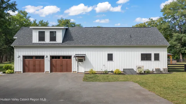 $2,700,000 | 5988 Highway 9H, Claverack, NY 12534