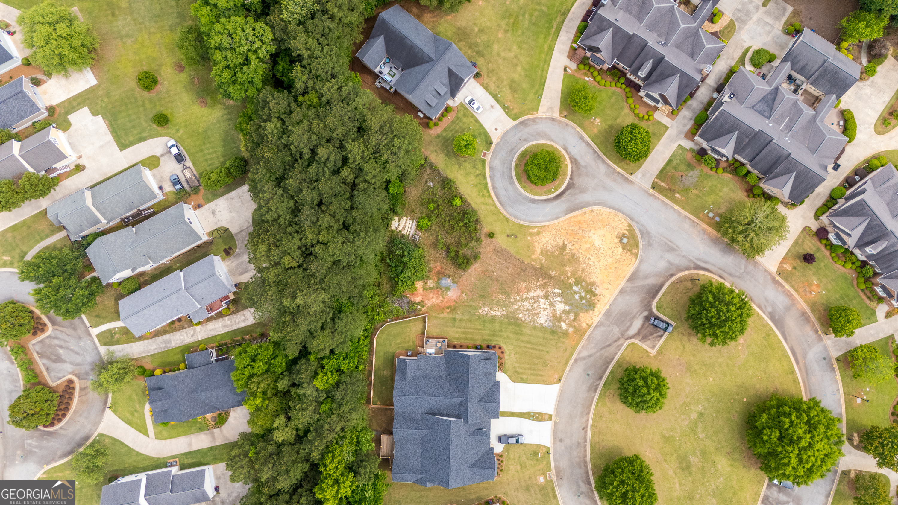 430 Leamington Lane Macon, GA 31220 - Photo 3 of 15 an aerial view of a house with a swimming pool