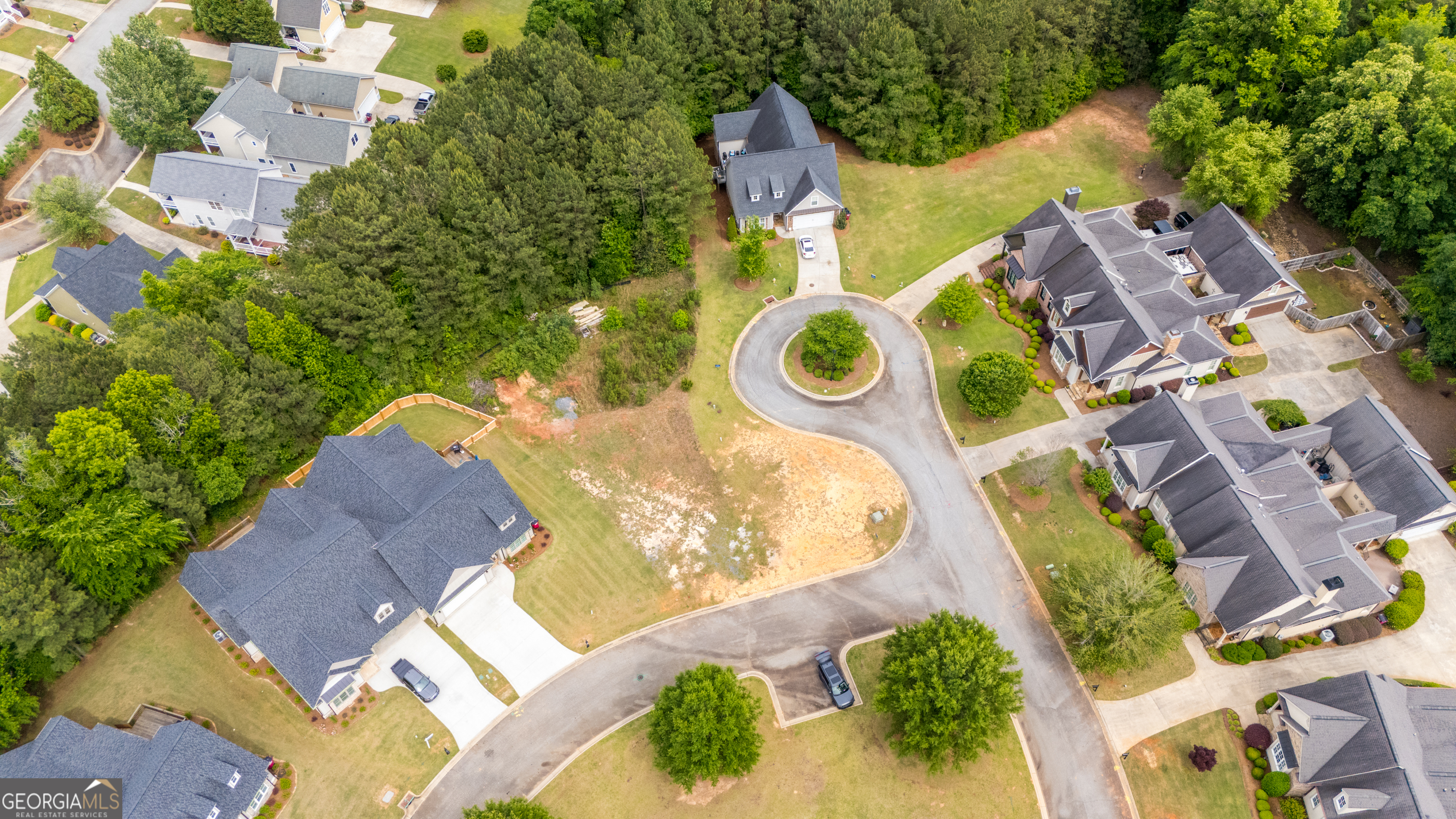 430 Leamington Lane Macon, GA 31220 - Photo 6 of 15 an aerial view of residential house with outdoor space and swimming pool