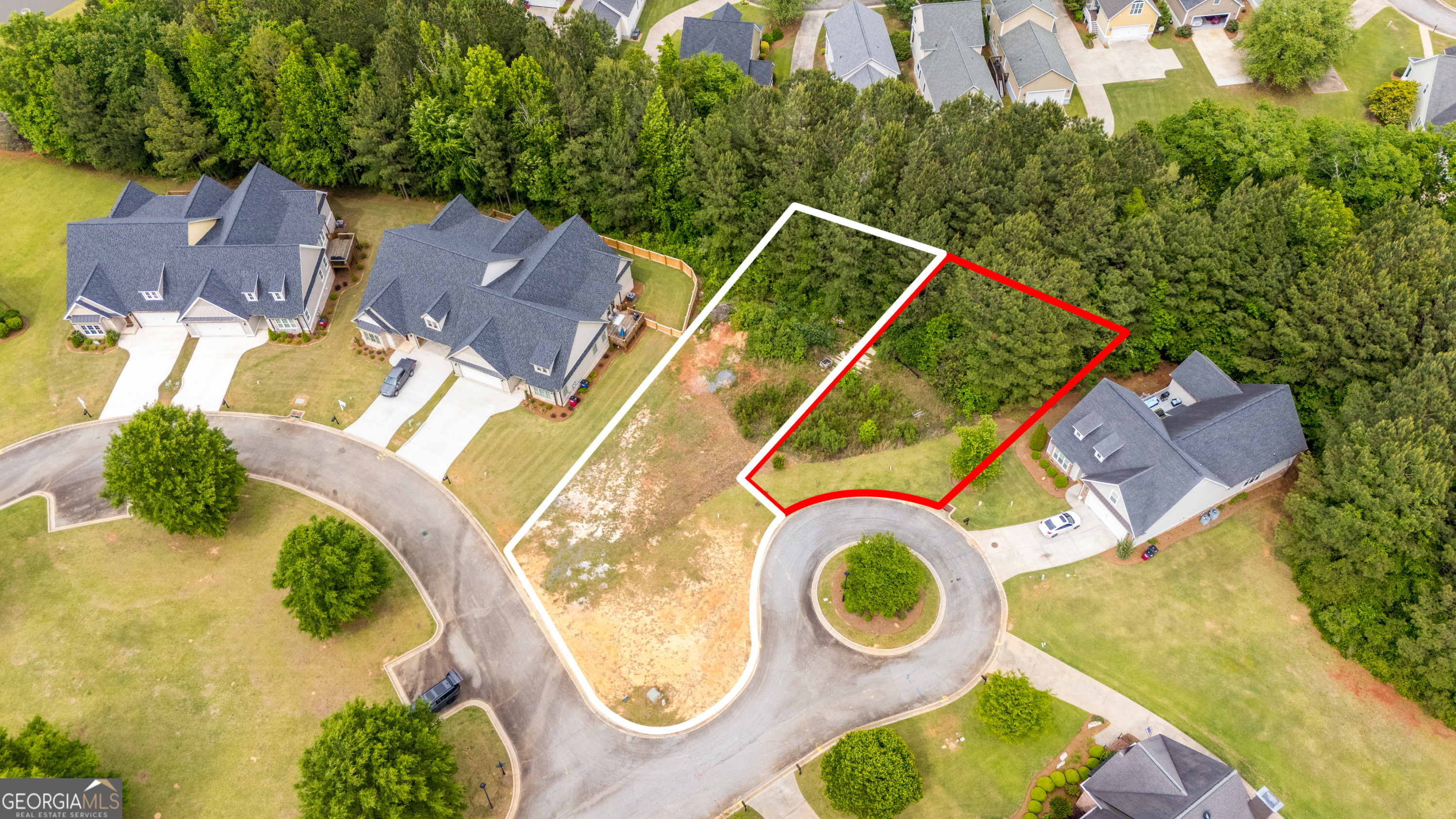 430 Leamington Lane Macon, GA 31220 - Photo 10 of 15 an aerial view of a house with swimming pool and garden