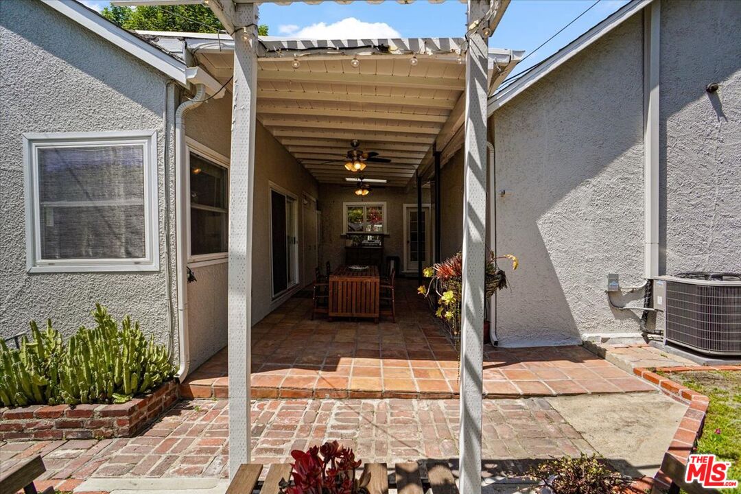 2400 Sylvan Lane Glendale, CA 91208 - Photo 18 of 28 a view of a entryway door front of house