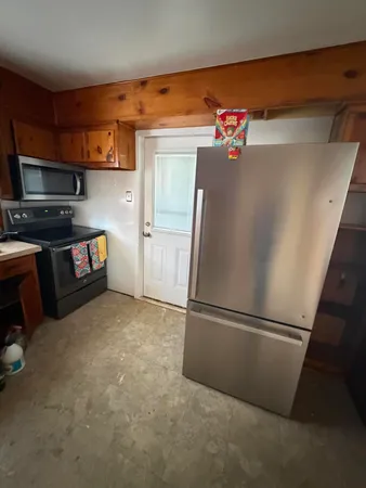 $174,950 | 1121 Oakgrove Avenue, Martinsville, VA 24112