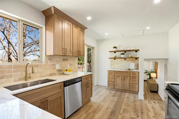 $689,900 | 9299 West Weaver Drive, Littleton, CO 80123