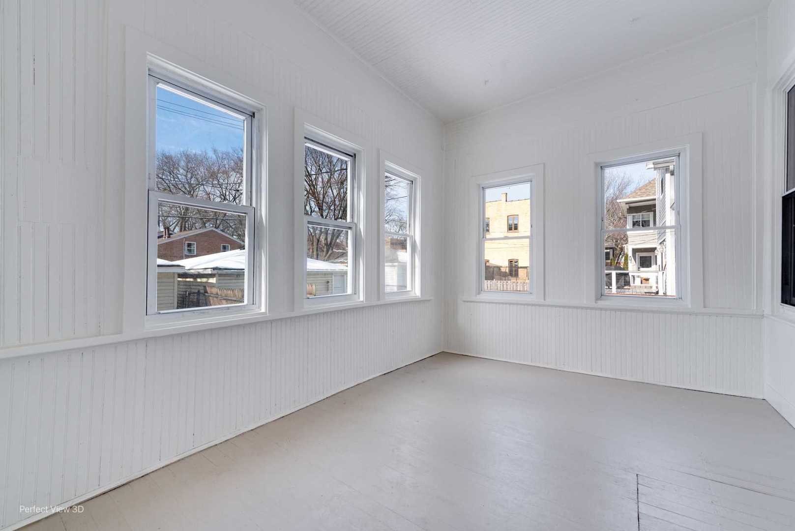 1122 Sherman Avenue, Unit 2 Evanston, IL 60202 - Photo 13 of 15