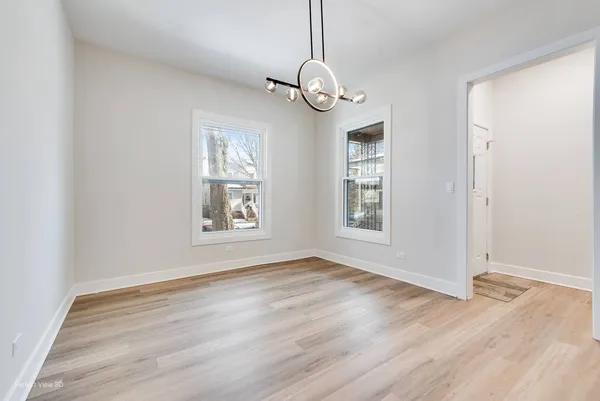 $2,950 | 1122 Sherman Avenue, Unit 2, Evanston, IL 60202