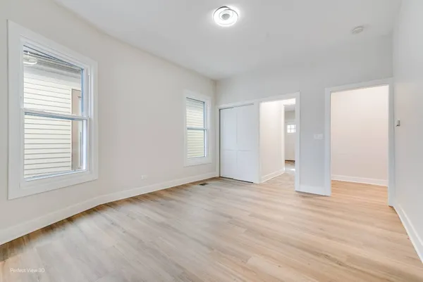 $2,950 | 1122 Sherman Avenue, Unit 2, Evanston, IL 60202