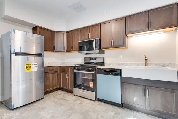 $2,950 | 1122 Sherman Avenue, Unit 2, Evanston, IL 60202
