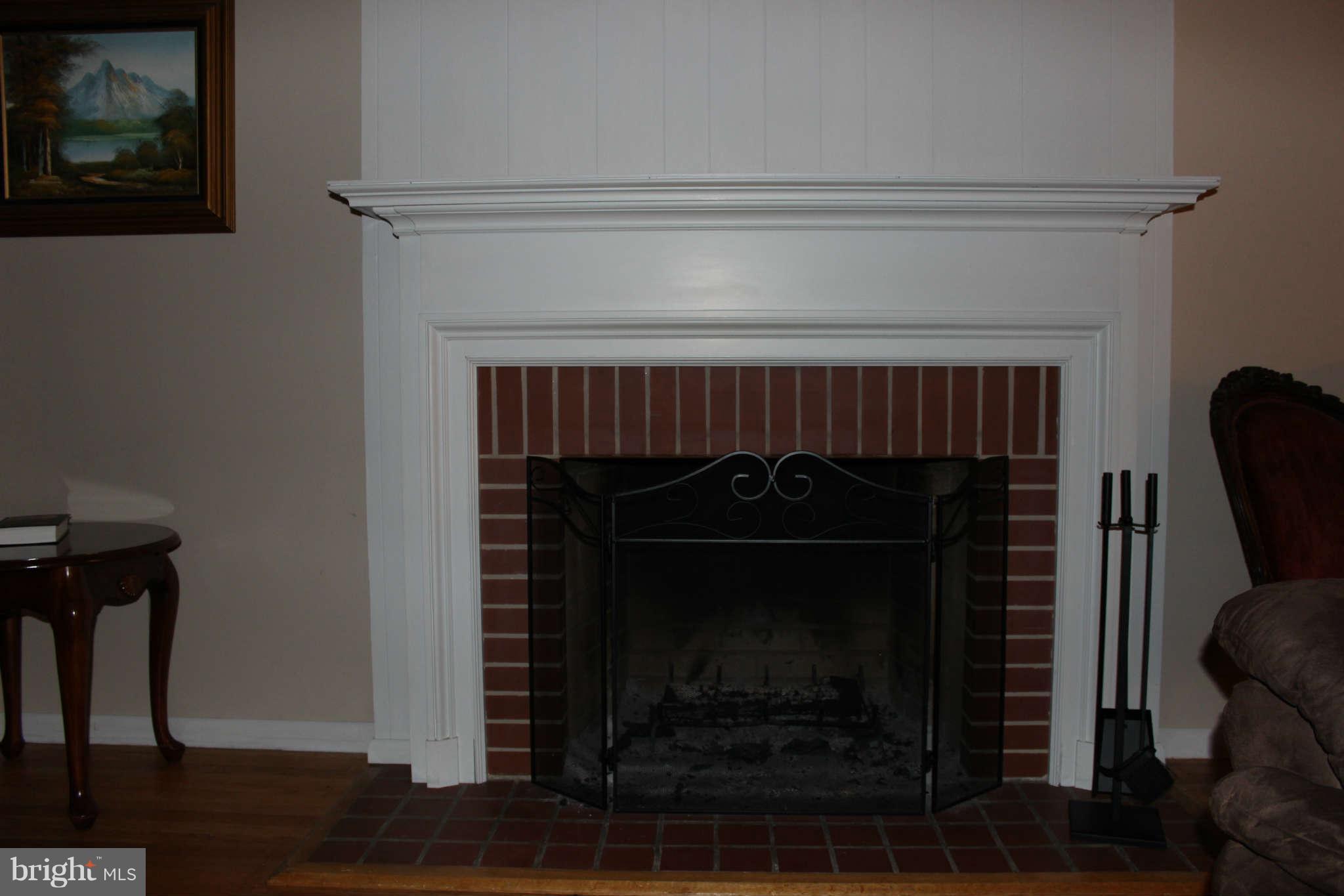 10111 Tipperary Road Baltimore, MD 21234 - Photo 5 of 23 Interior (General)